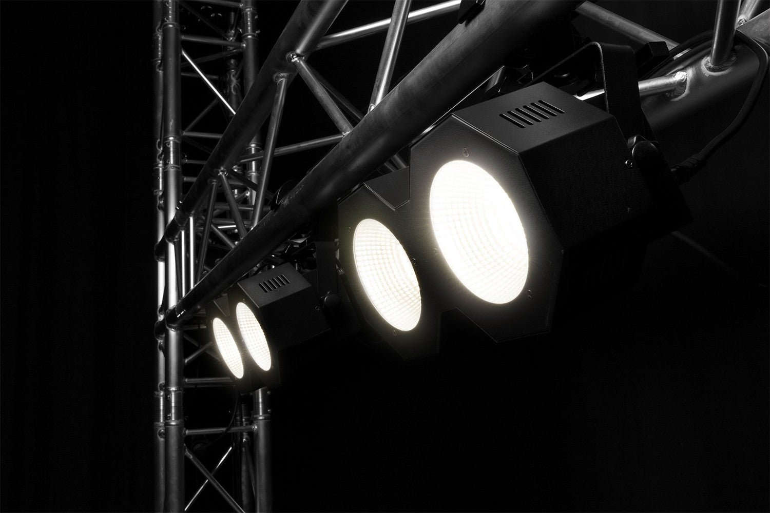 Beamz SB200 Skatuves Blinder 2x 50W COB LED