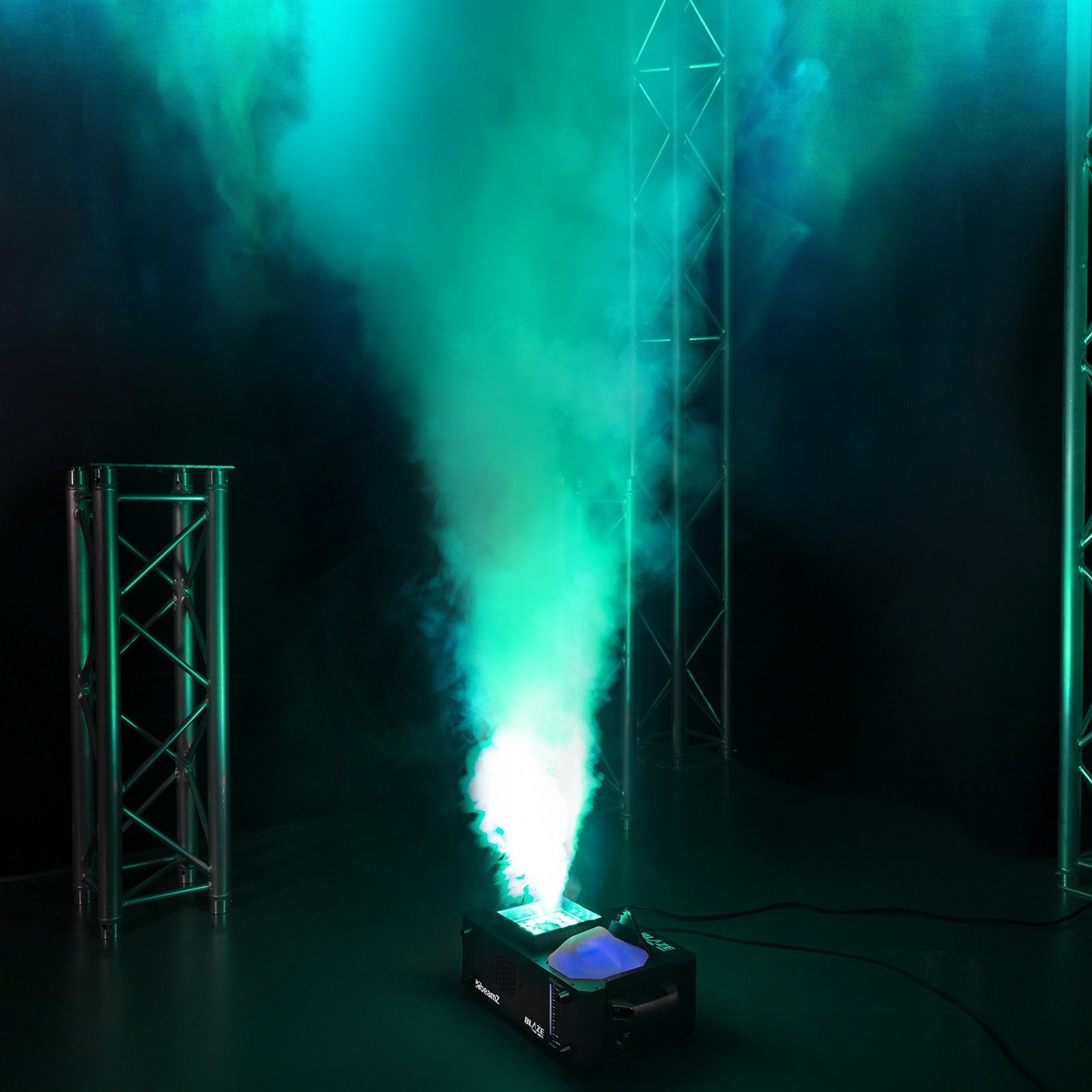 BeamZ BLAZE1200 Vertical Fogger dūmu mašīna