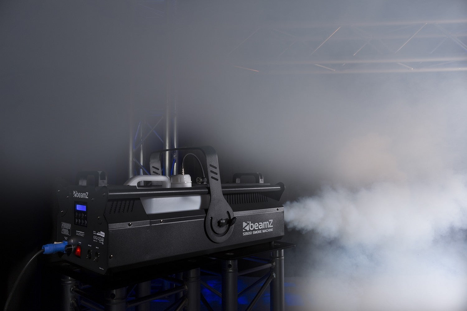 BeamZ S3500 dūmu mašīna DMX