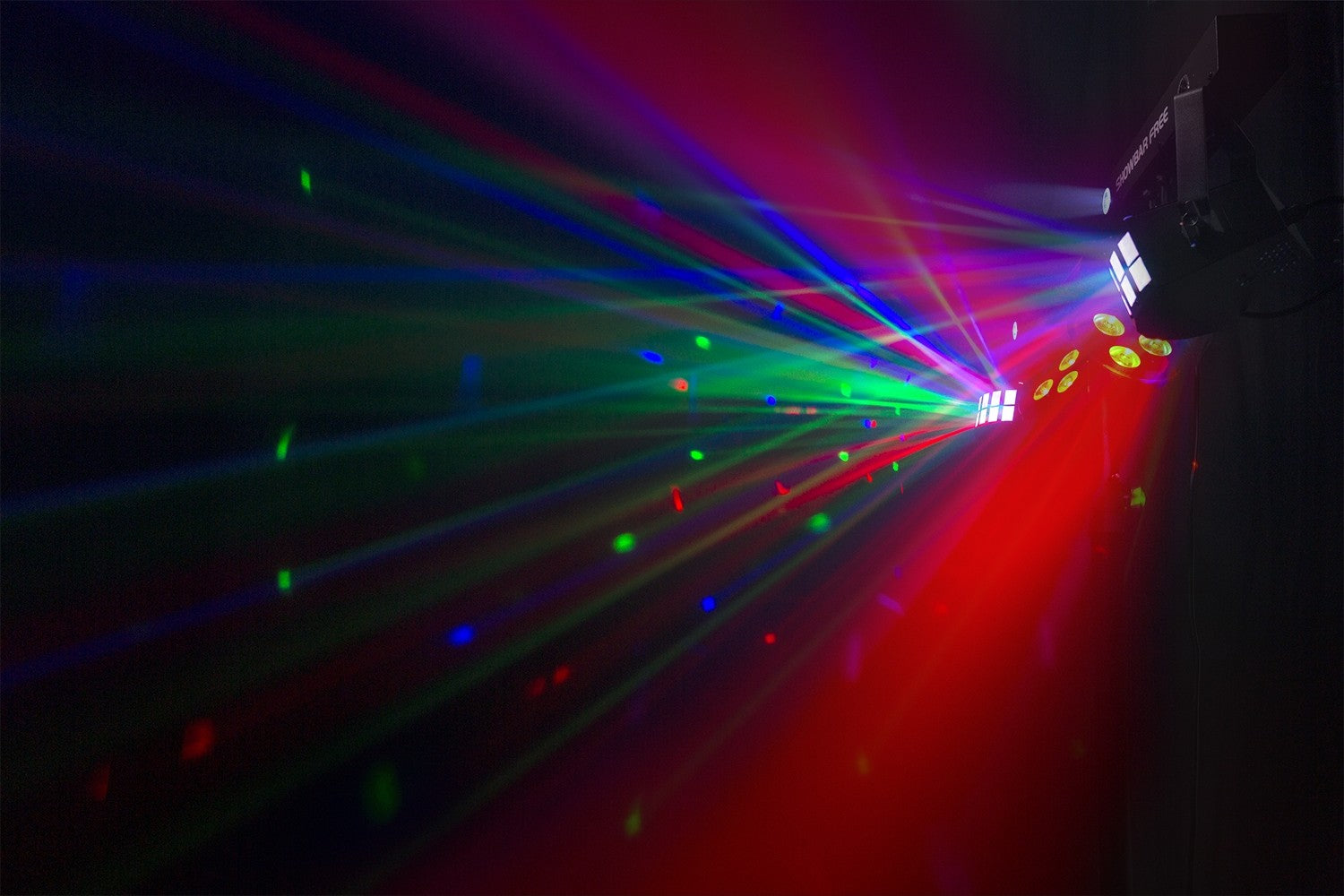 BeamZ SHOWBAR FREE ar PAR, Derby un Strobe efektiem