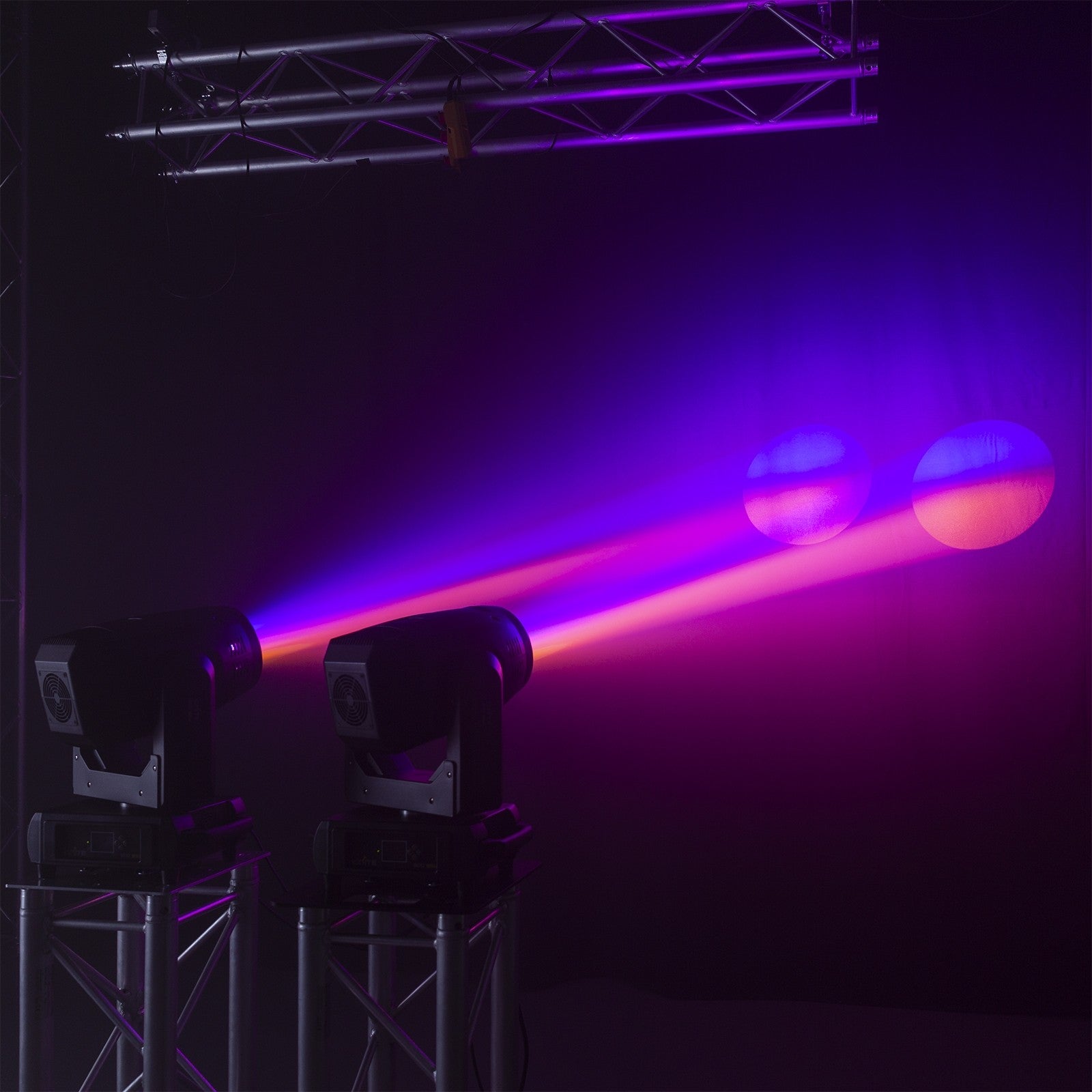 BeamZ IGNITE300 LED BSW Kustīgā galva