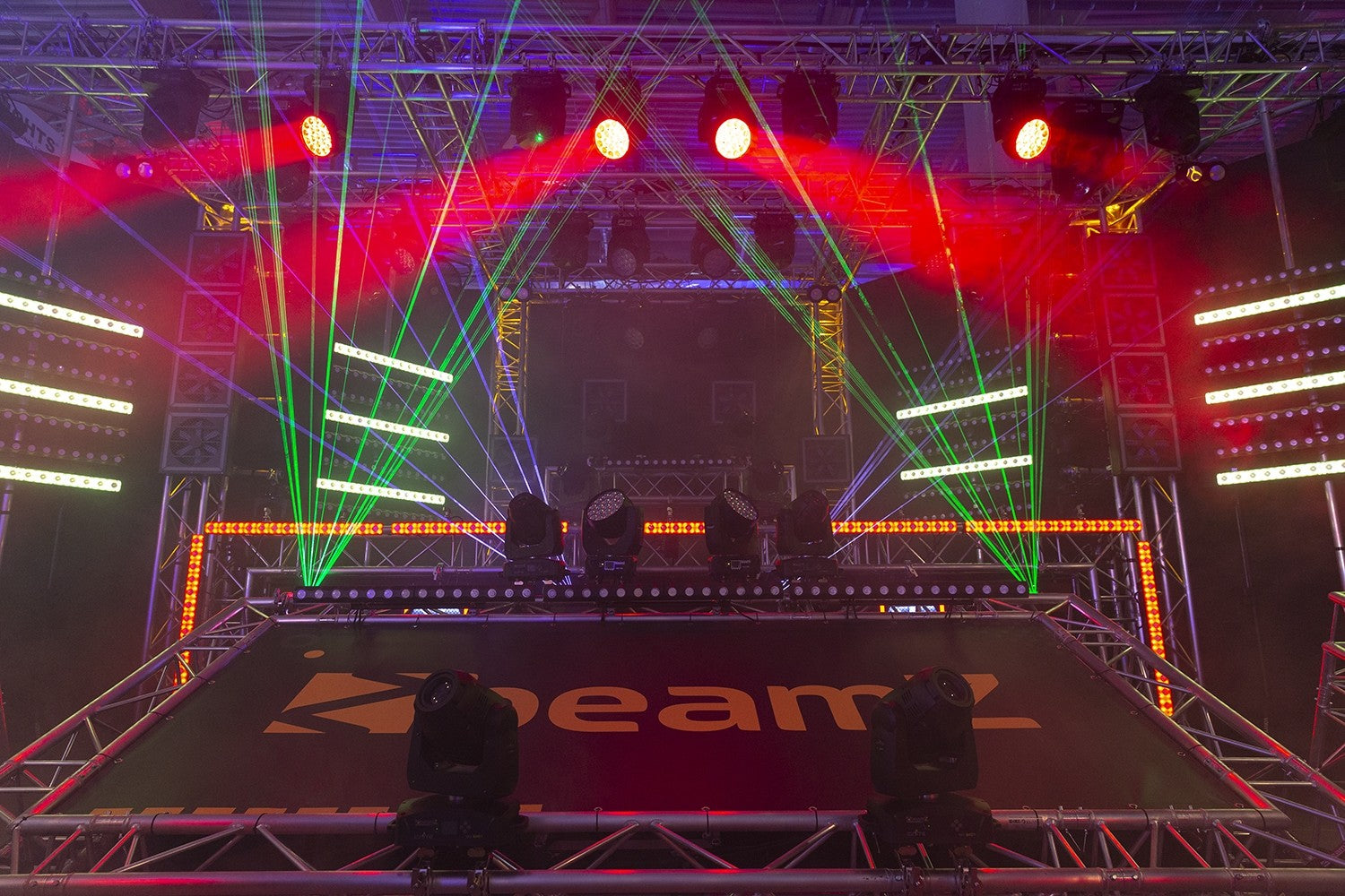 BeamZ LCB14C Hybrid LED BAR RGBW/RGB Pixel Control