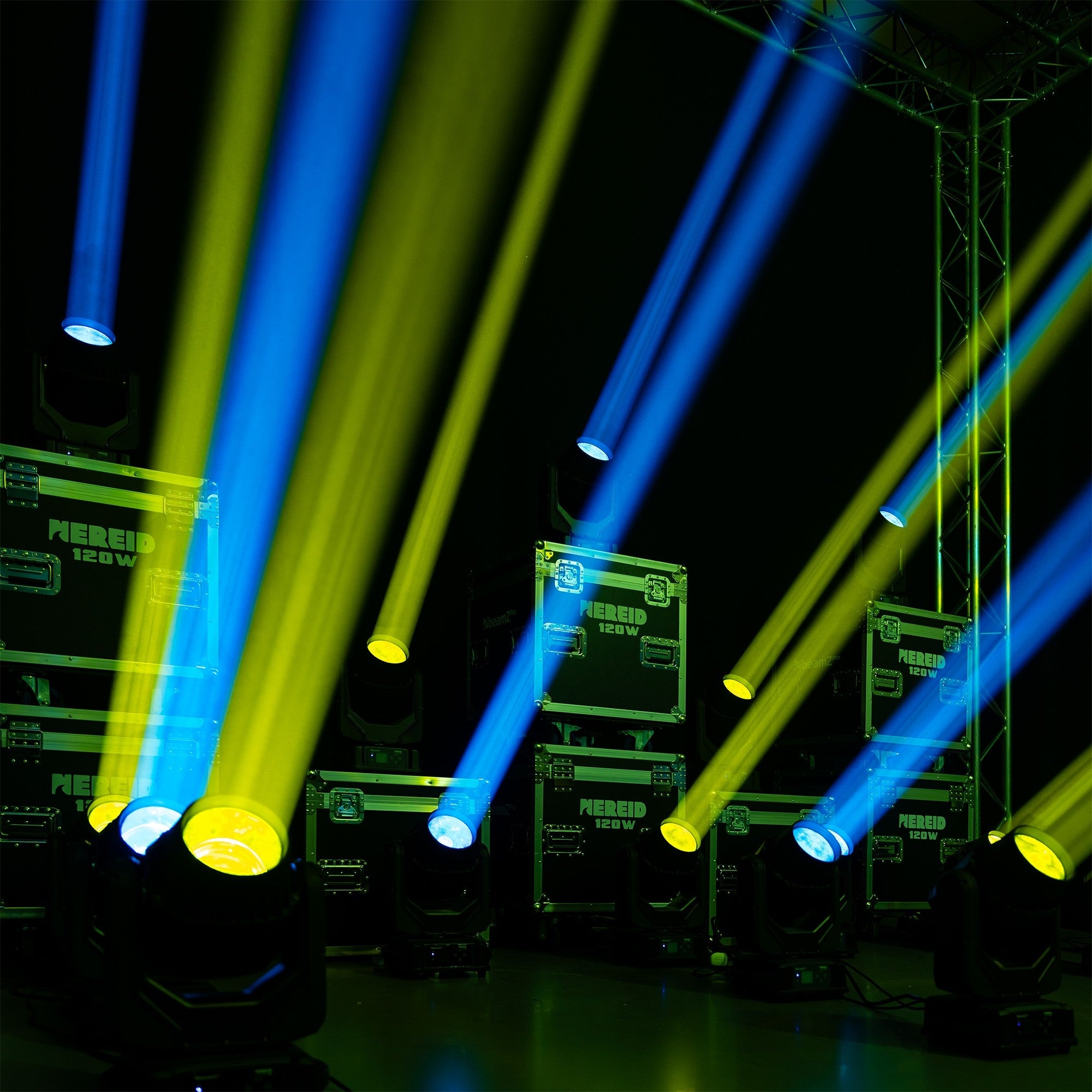 BeamZ Nereid120 Ārtelpu LED Beam Kustīgā galva