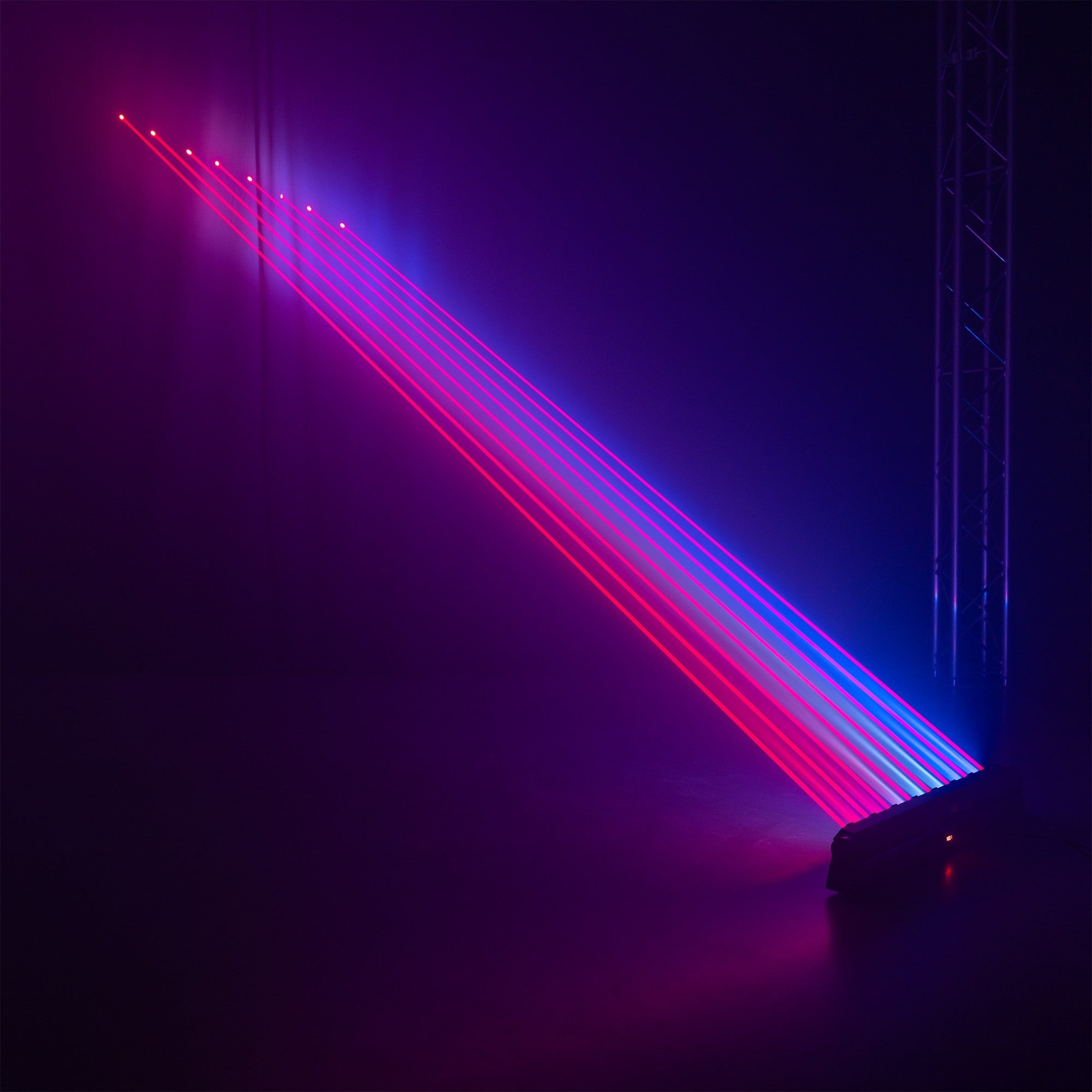 BeamZ Hyaden Kustīgais LED BAR ar 7 LED un 8 Lāzera stariem