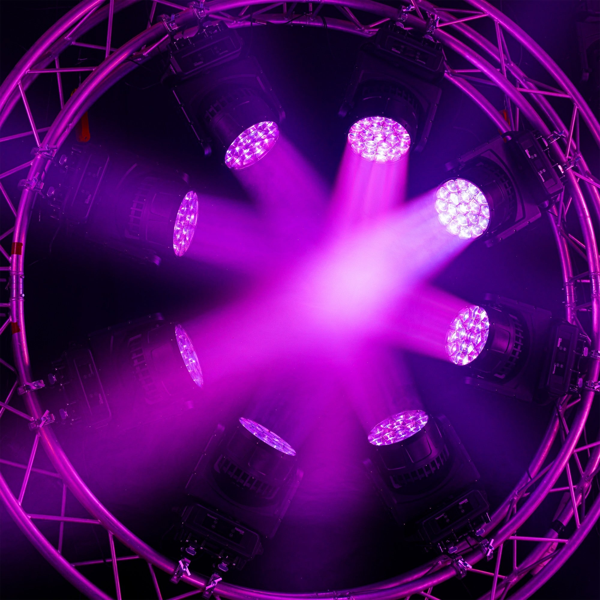 BeamZ Nereid1940 Outdoor LED Bee Eye Moving Head with Zoom