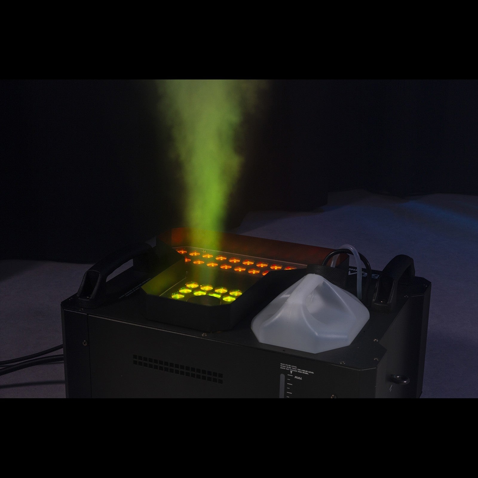 BeamZ BLAZE2200 Vertical Fogger dūmu mašīna