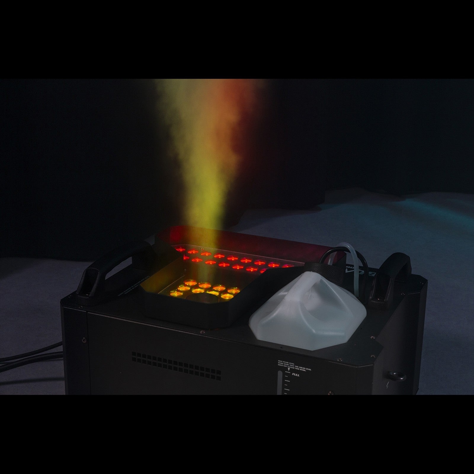 BeamZ BLAZE3500 Vertical Fogger dūmu mašīna