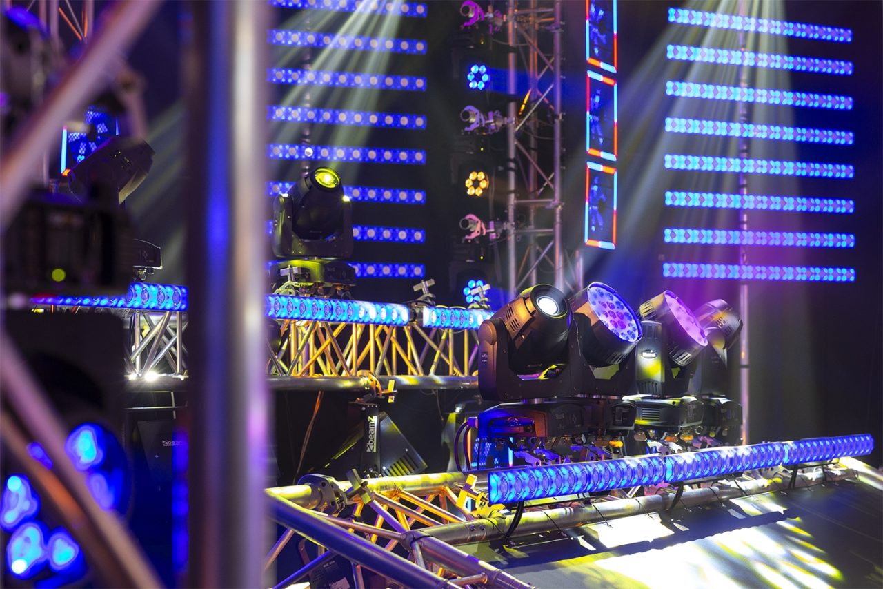 Beamz PRO IGNITE180S LED Spot kustīgā galva