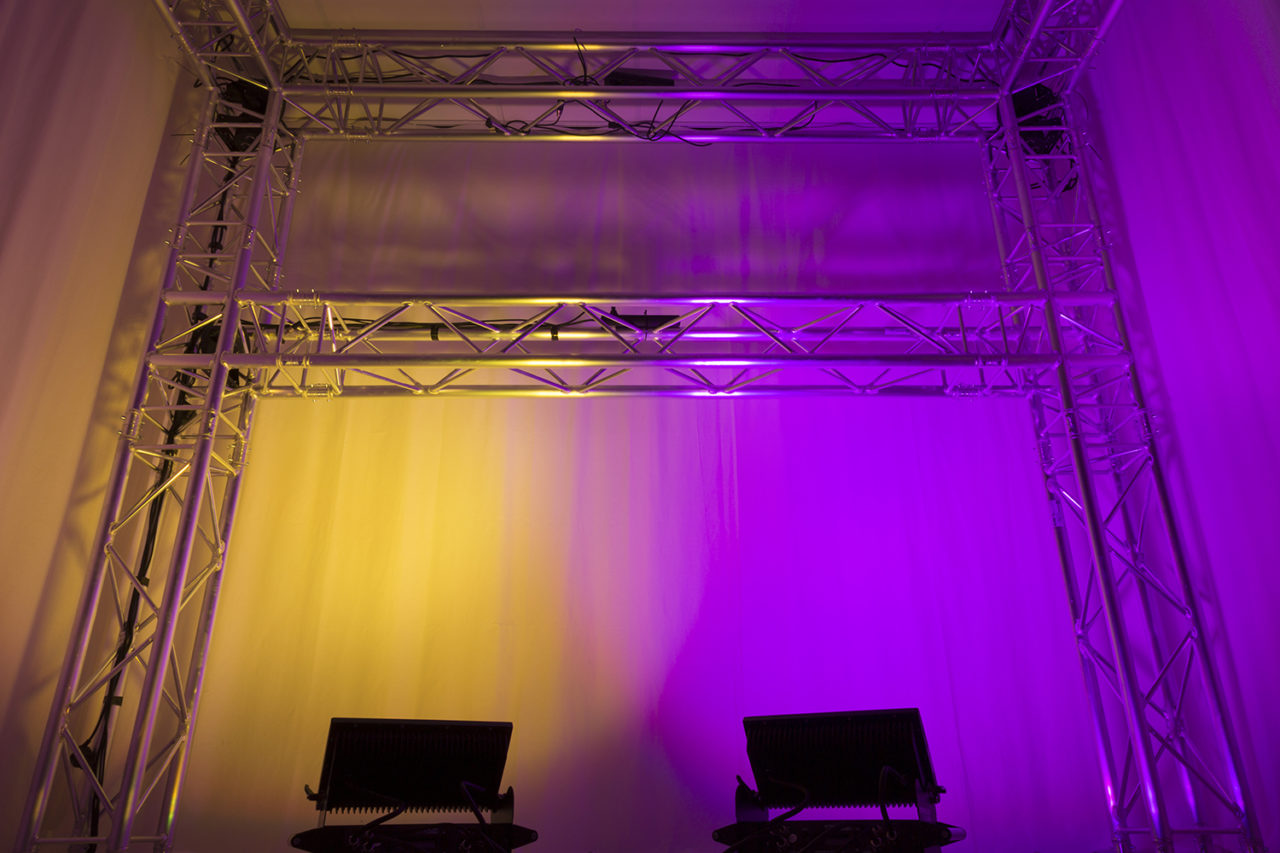 BeamZ StarColor360 Wash Light 24x 15W RGBWA Ārtelpu LED prožektors