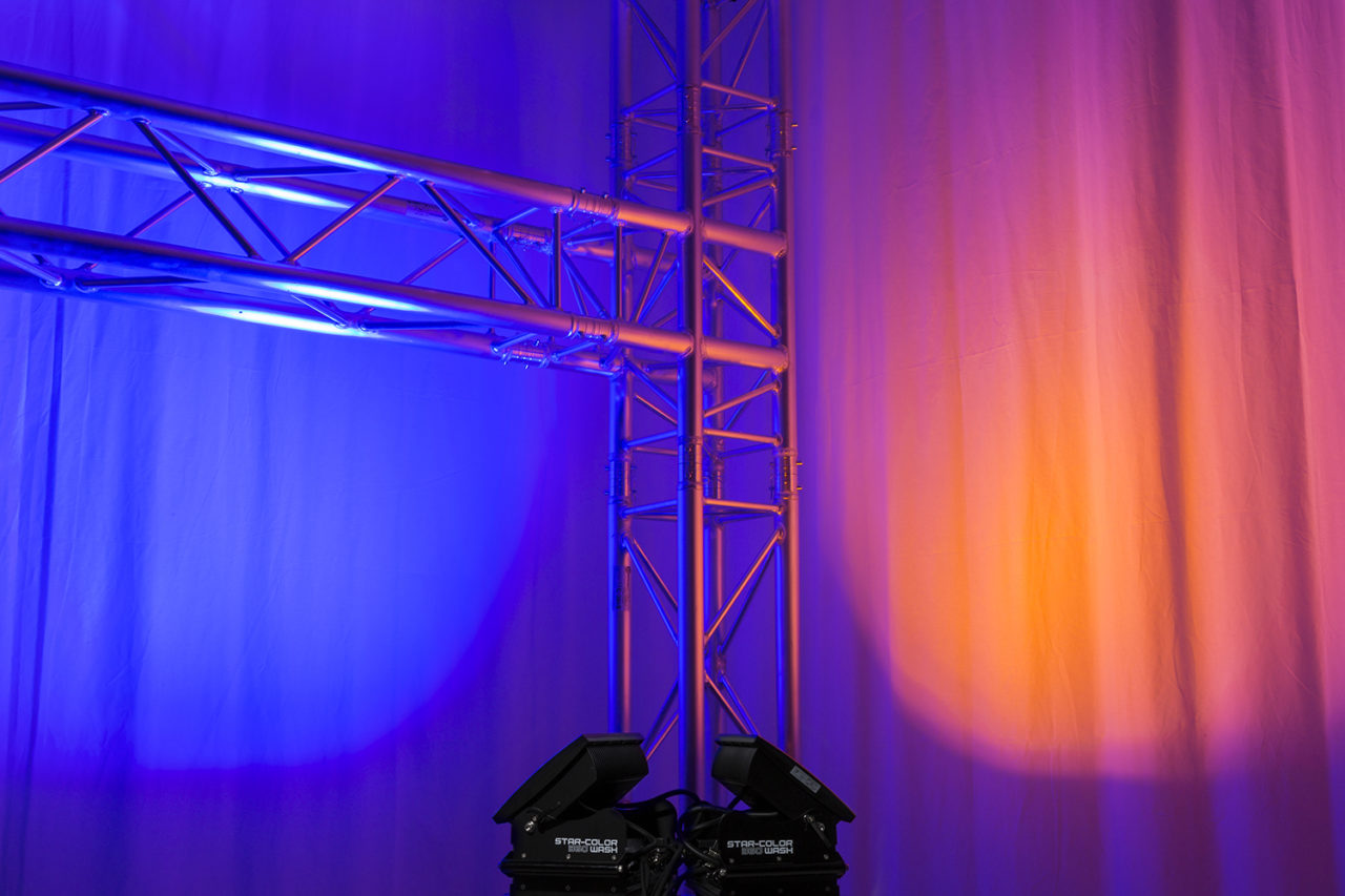 BeamZ StarColor360 Wash Light 24x 15W RGBWA Ārtelpu LED prožektors