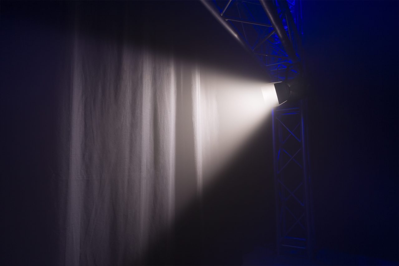 Beamz PRO BTF50Z Mini Fresnel LED prožektors