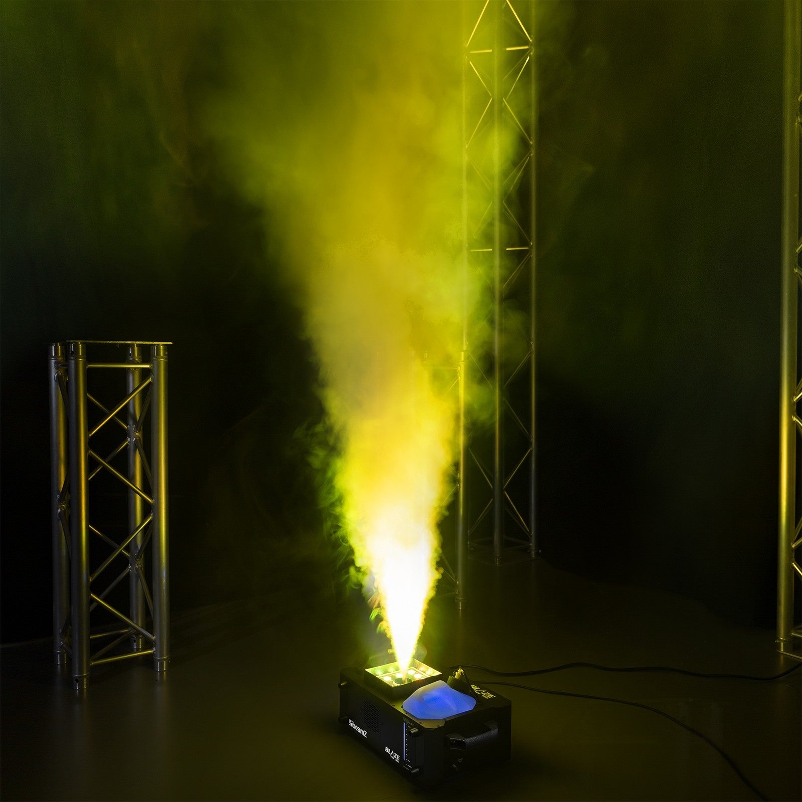 BeamZ BLAZE800 Vertical Fogger dūmu mašīna
