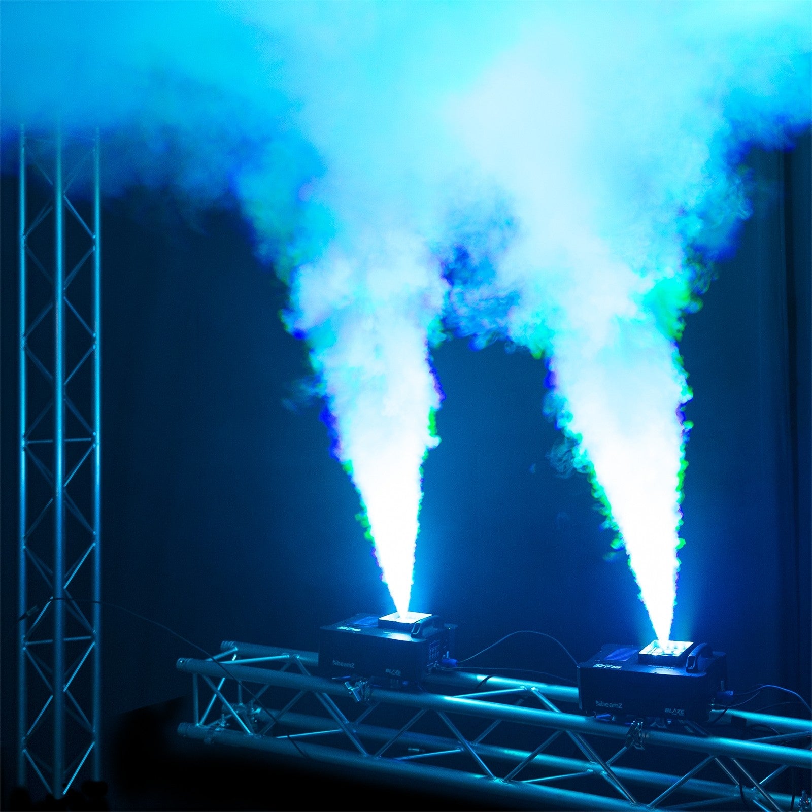 BeamZ BLAZE800 Vertical Fogger dūmu mašīna