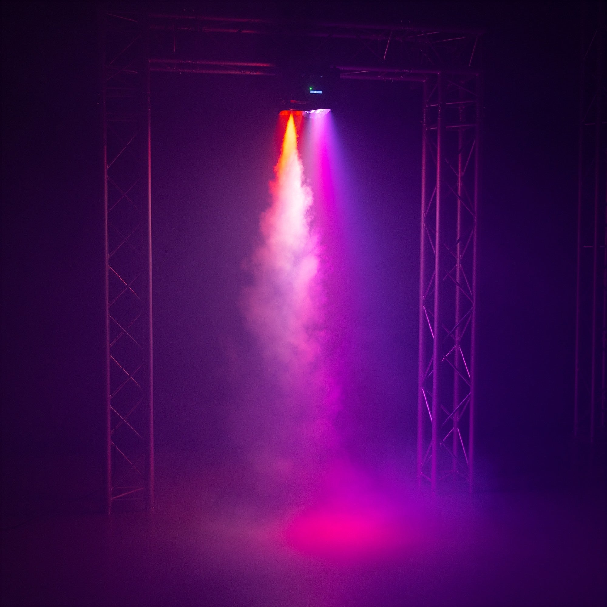 BeamZ BLAZE2200 Vertical Fogger dūmu mašīna