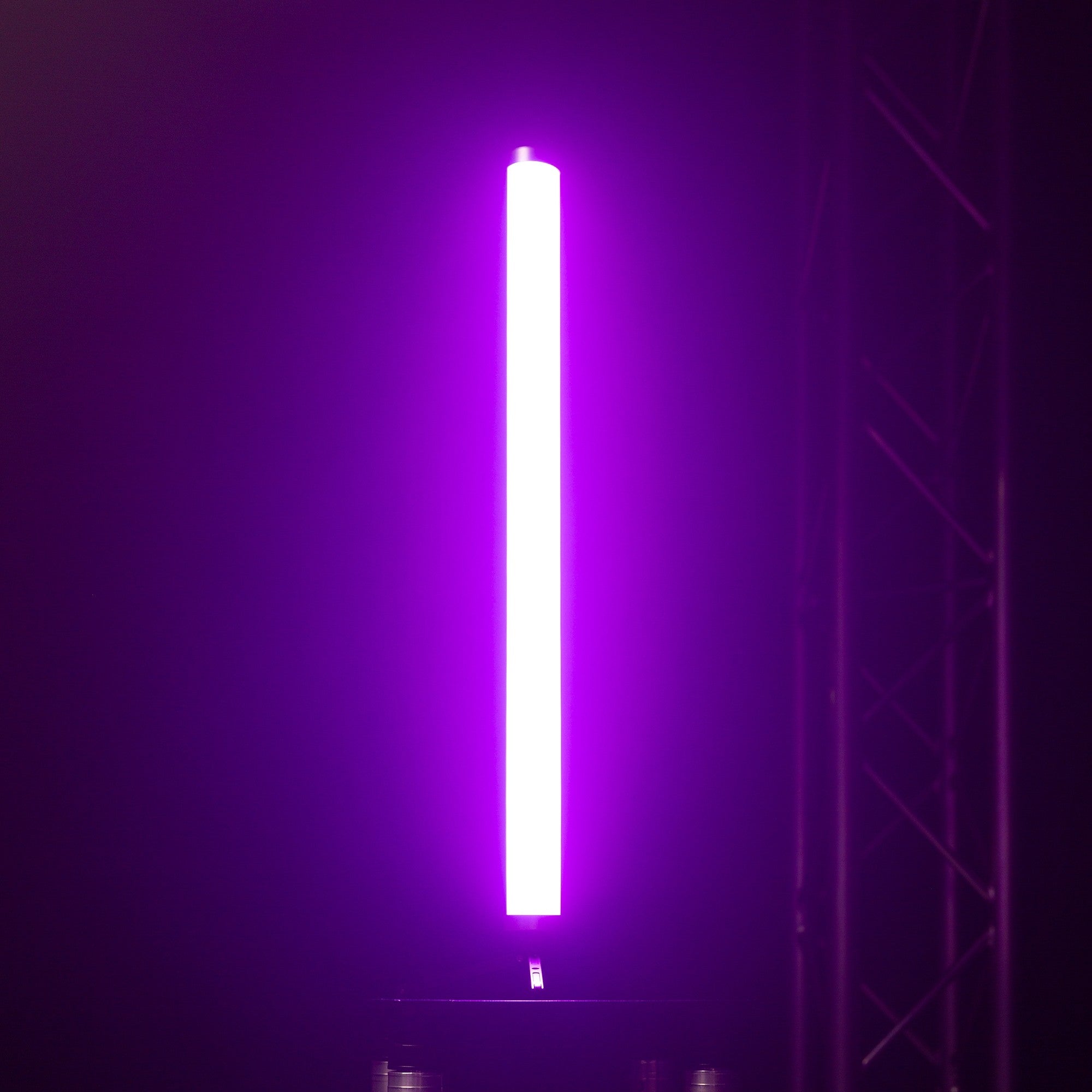 BeamZ Kratos LED Tube70 RGBW in/outdoor use