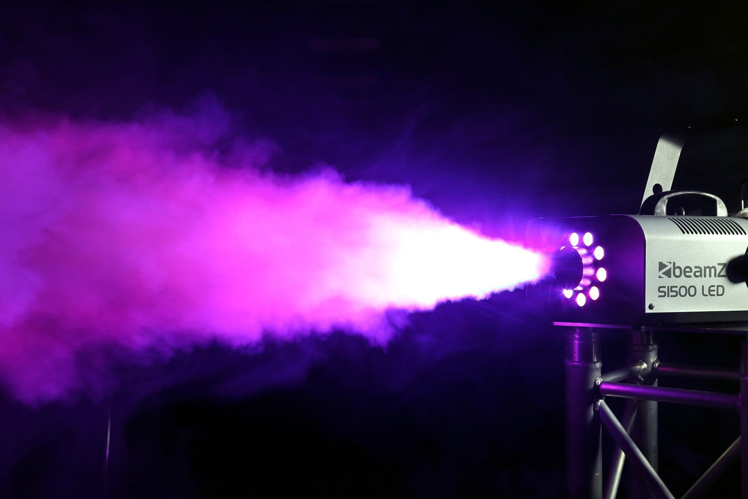 BeamZ S1500LED DMX dūmu mašīna