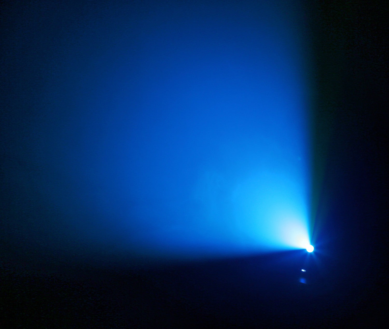 BeamZ Panther 40 LED Spot Moving Head