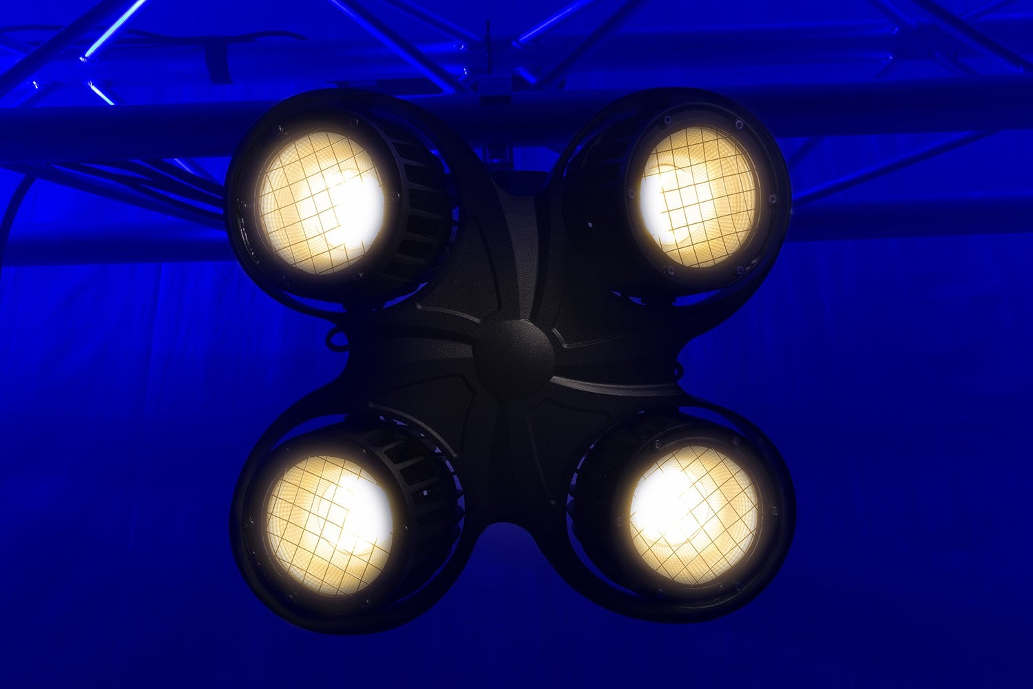 Beamz SB400IP Skatuves Blinder IP65 COB