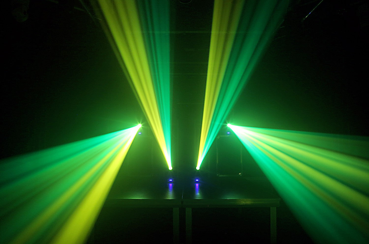 BeamZ Panther 25 LED Spot Kustīgā galva