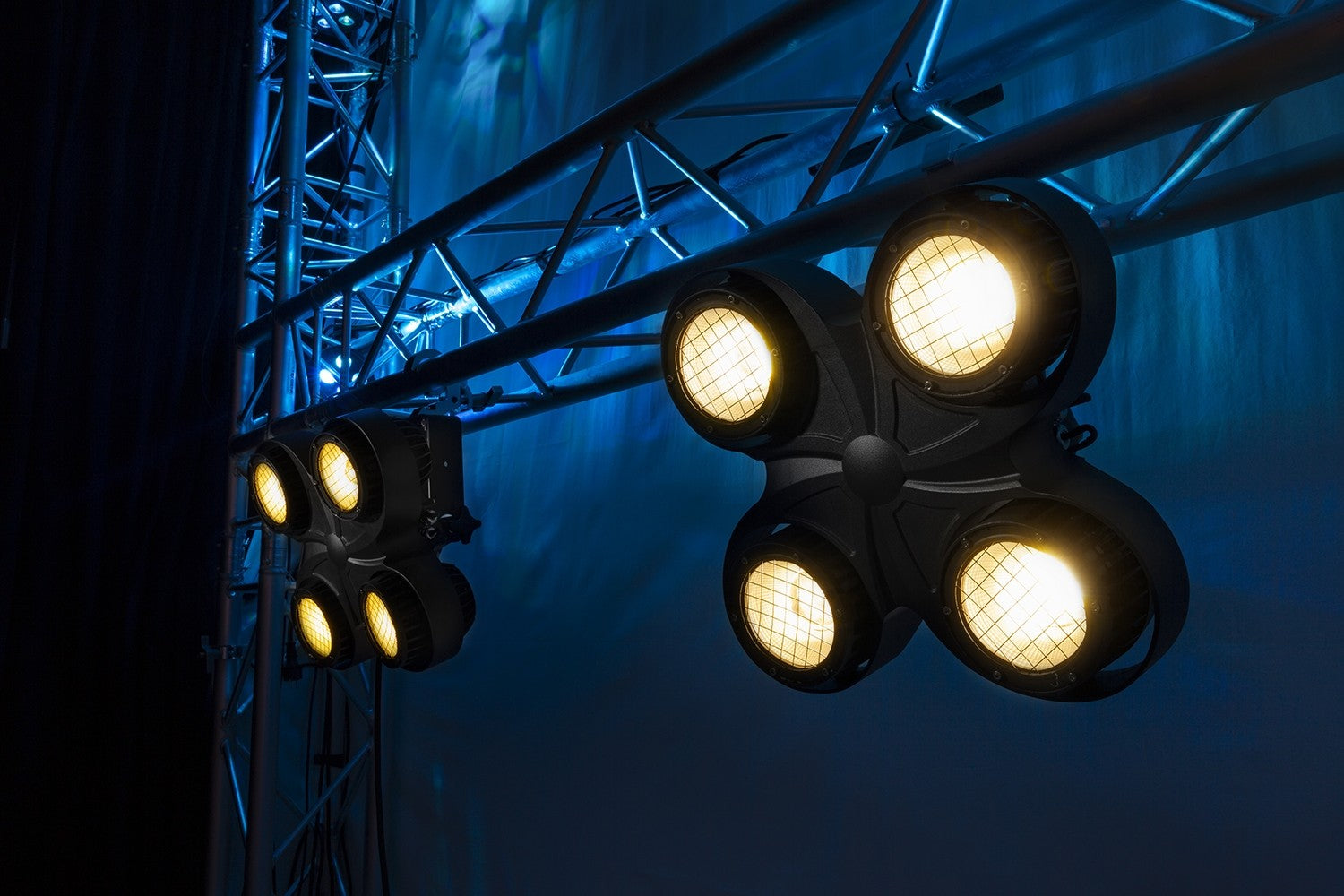 Beamz SB400IP Skatuves Blinder IP65 COB