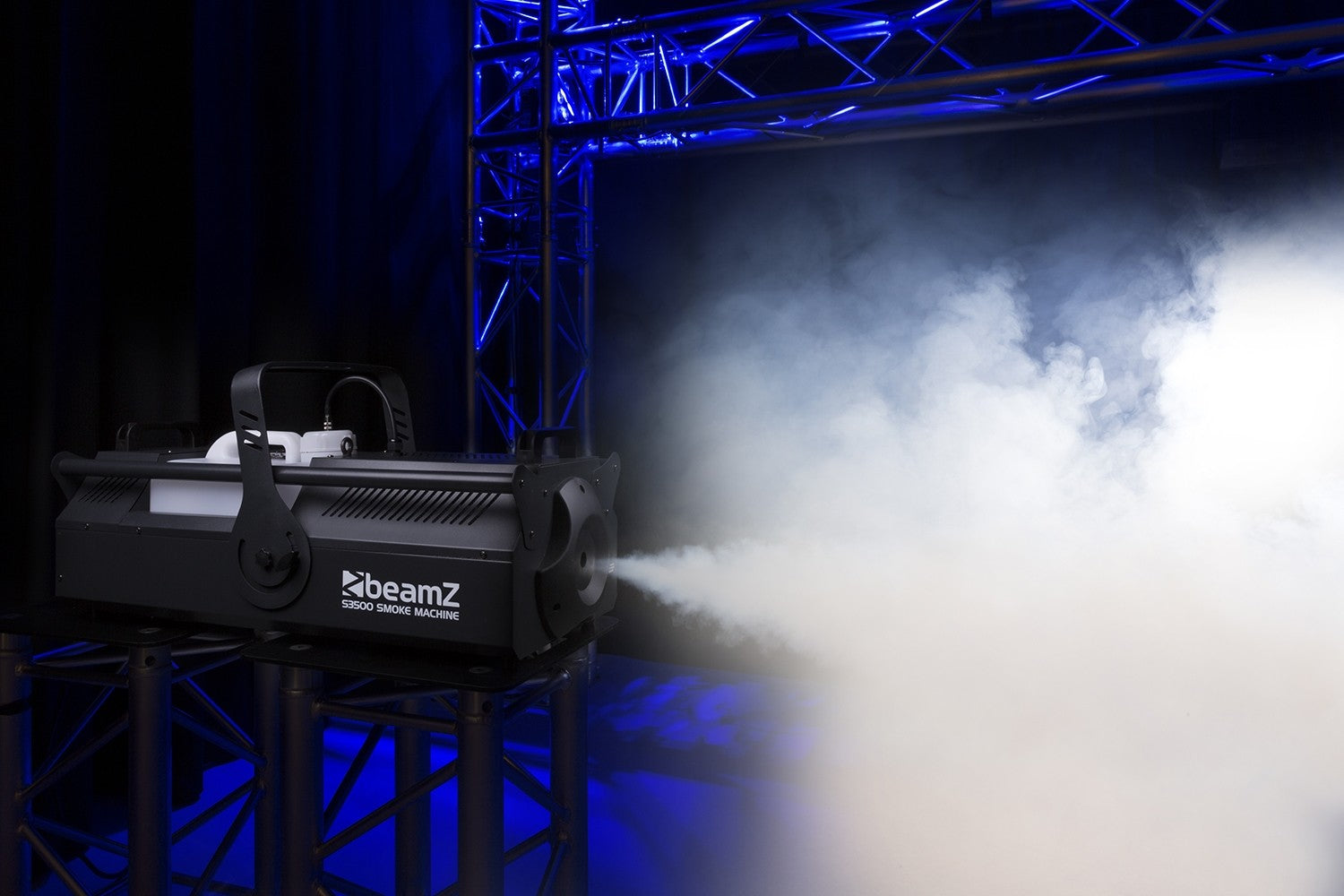 BeamZ S3500 dūmu mašīna DMX