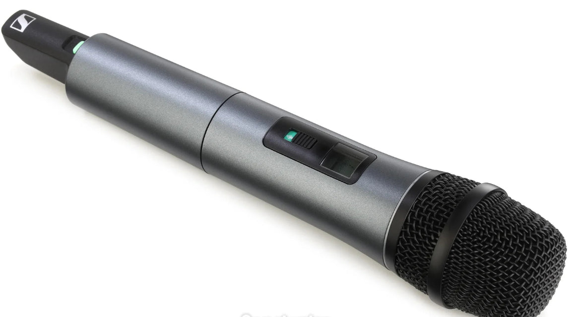 Sennheiser XSW 1-835 GB-Band wireless handheld microphone set