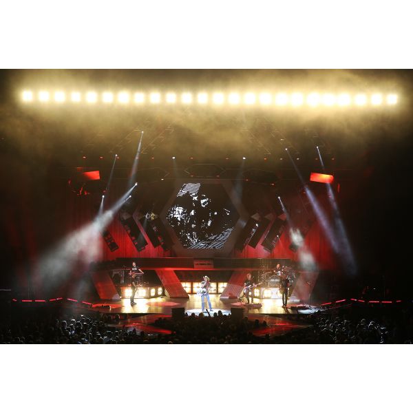 Elation professional DTW Blinder 700 IP LED blinderis