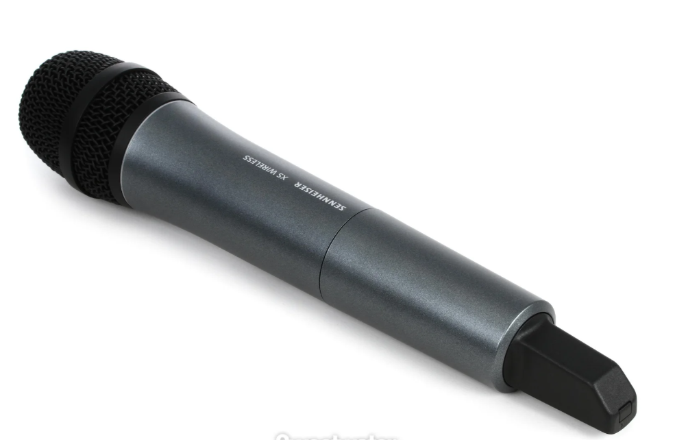 Senheiser XSW 1-835 Dual A-Band bezvadu rokas mikrofona sistēma