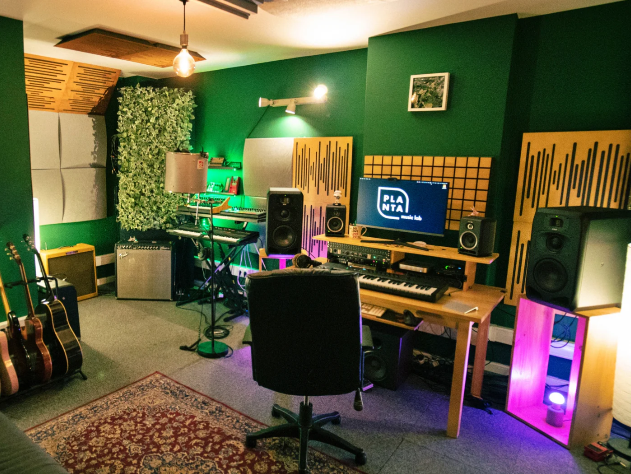 Vicoustic Wavewood Ultra Lite Acoustic panels 4 or 8 units