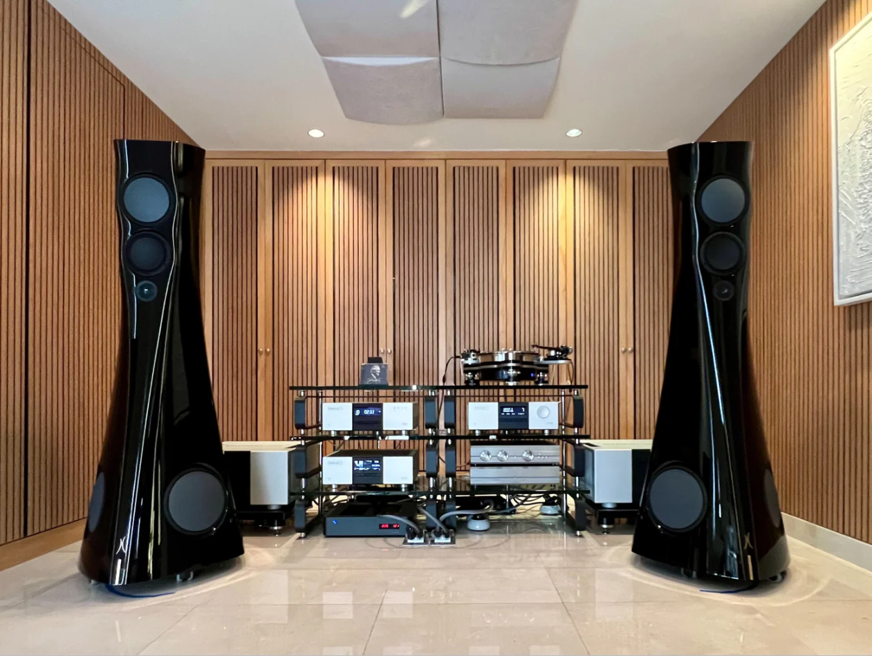 Vicoustic VicStrip 240cm acoustic slat panels 1, 2 or 4 pcs