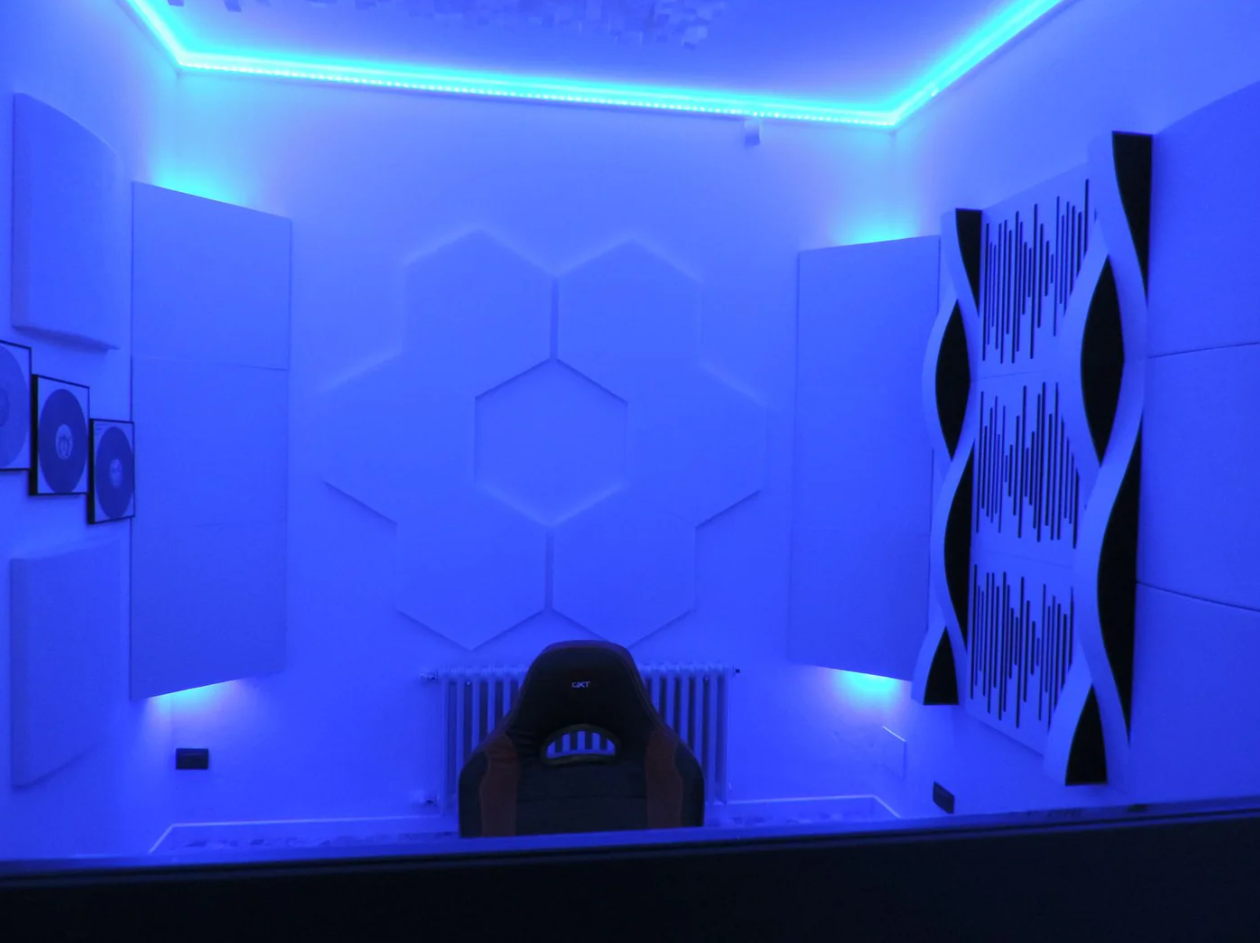 Vicoustic Super Bass Extreme Ultra VMT acoustic bass trap