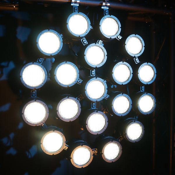 Elation professional SŌL I Blinder LED light