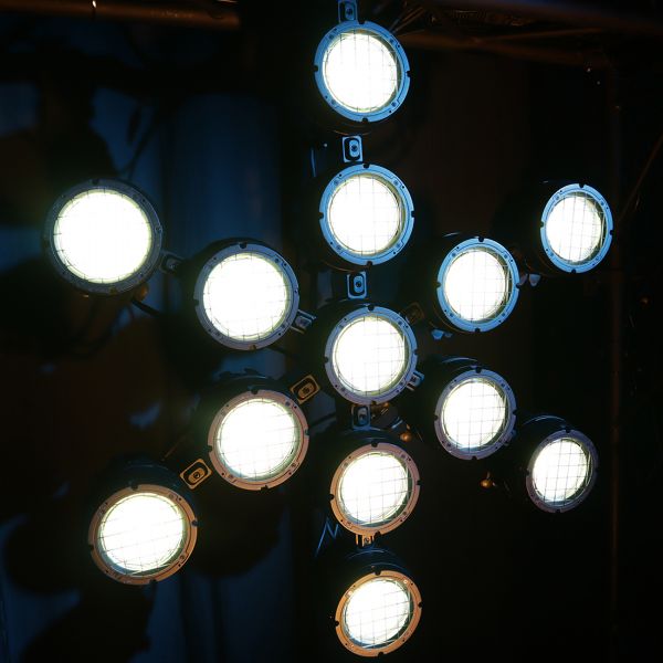 Elation professional SŌL I Blinder LED light